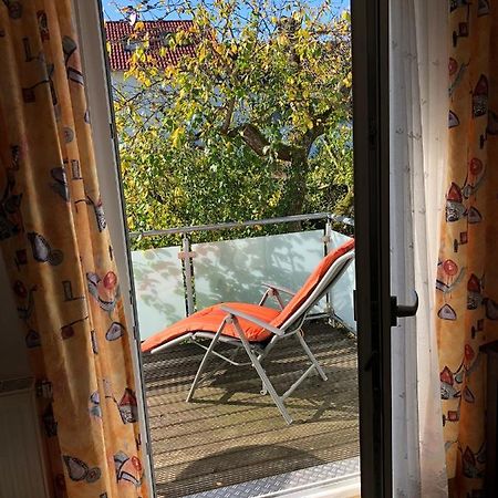 2 Zimmer Wohnung Mit Balkon - Naehe Messe Haar  Exterior foto