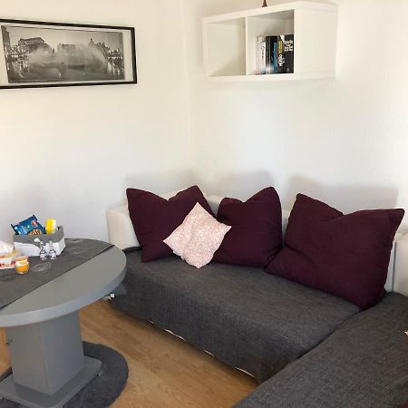 2 Zimmer Wohnung Mit Balkon - Naehe Messe Haar  Exterior foto
