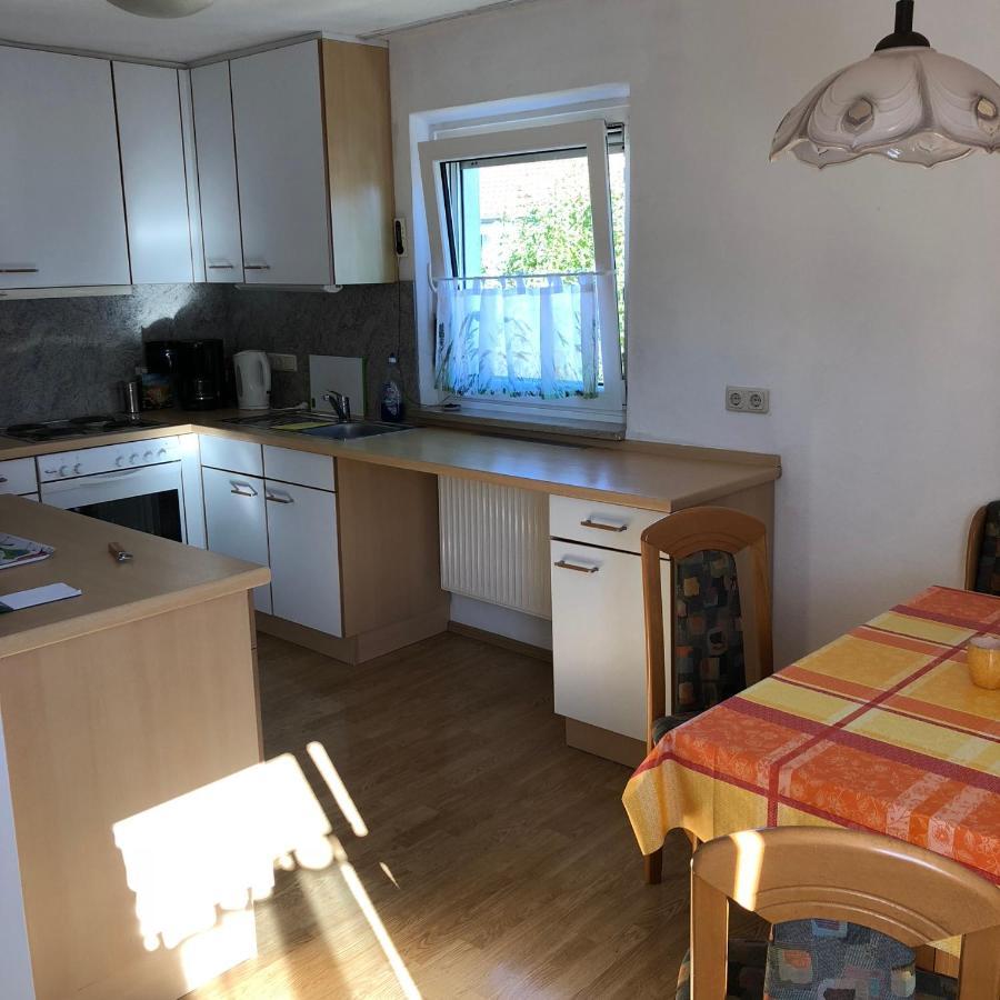 2 Zimmer Wohnung Mit Balkon - Naehe Messe Haar  Exterior foto