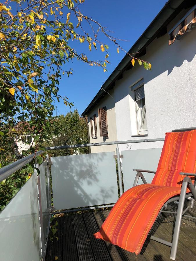 2 Zimmer Wohnung Mit Balkon - Naehe Messe Haar  Exterior foto